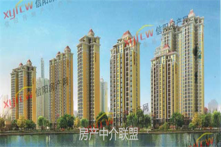 城东凤凰苑多层黄金楼层，证满五年唯一，送车库